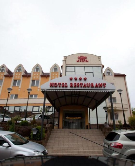 Hotel 4 **** in vendita ultracentrale a Oradea, Bihor, Romania